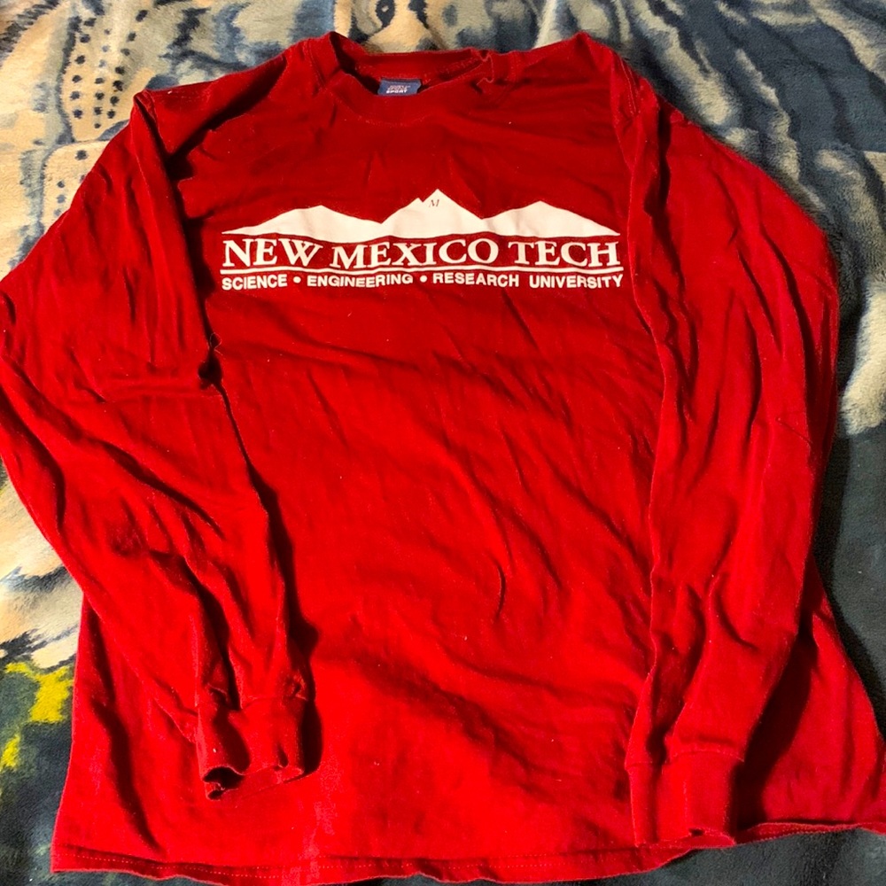 Large MVsports New Mexico long slave. It will be ironed and shipped